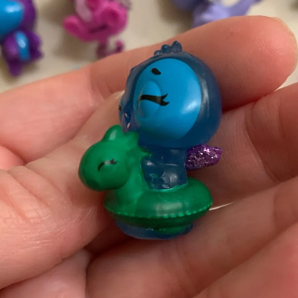 HATCHIMALS CollEGGtibles Huge Lot 26 Animal Figures Whale,Penguin,Cat,Horse Etc